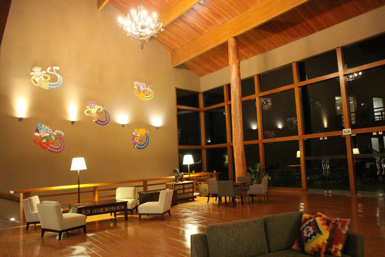 Taypikala Deluxe Valle Sagrado Urubamba Exterior foto